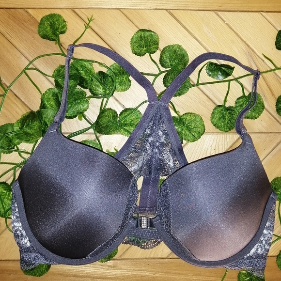 LA SENZA PADDED BRA SIZE 32 D